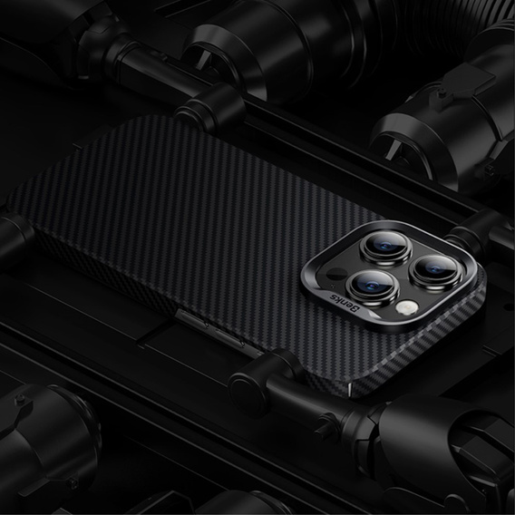 Чохол BENKS Kevlar для iPhone 15 Plus, Carbon Fiber, чорний